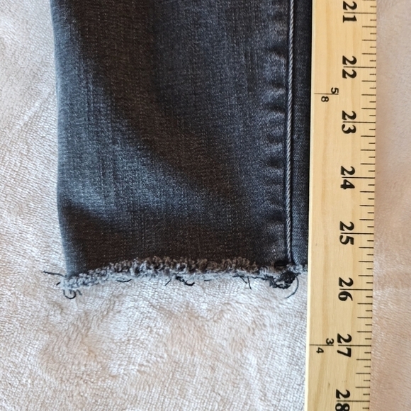 PacSun High Rise Jegging Distressed Ripped knee Black Raw Hem Jeans Size 28 EUC - Picture 4 of 10